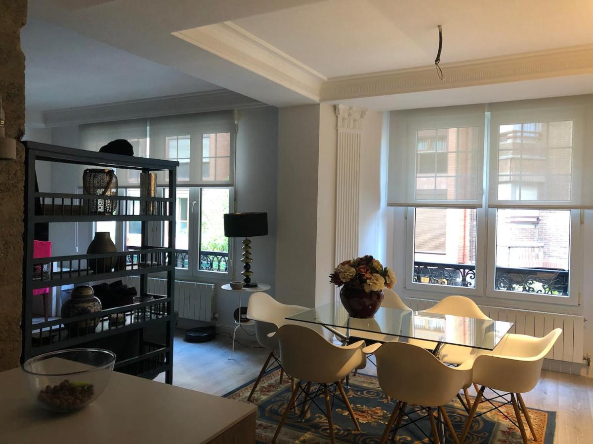 110 M2 Central Apartment In Abando Close To Guggenheim With Parking Bilbao Bagian luar foto